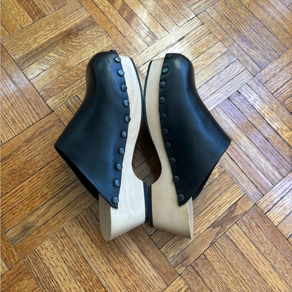 COS Napa Leather Clogs with Sustainab Wooden Sole with Tonal Studs Black Size 8 - Picture 7 of 9